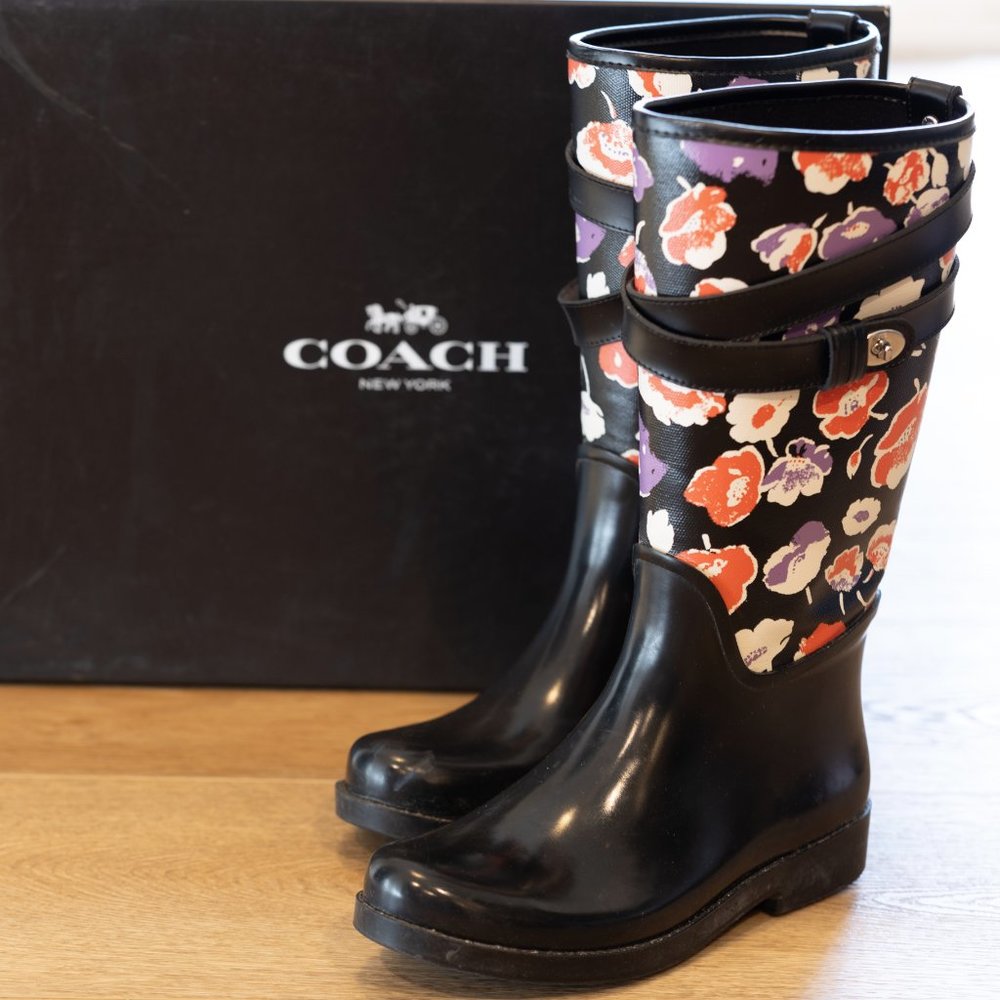 COACH Q8010 TRISHA II Black and Floral Canvas Rubber Rain Boots Size 7M